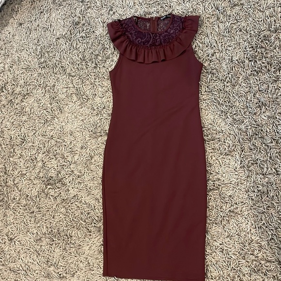 Zara Collection Burgundy Midi dress Lace Detail Collar New with Tags Size Small - Picture 3 of 9